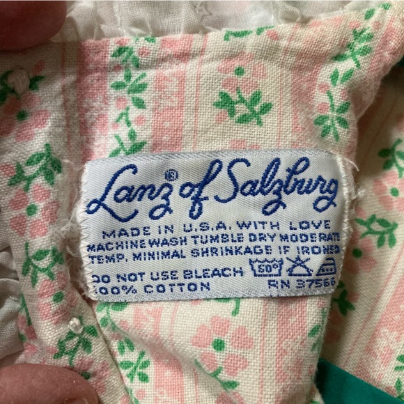 💖Lanz soft flannel nightgown w/ pearl buttons eyelet trim. - Picture 8 of 8